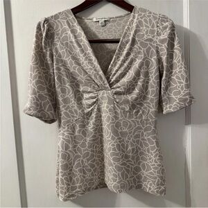 Banana Republic Gray Floral Print Blouse 3/4 Sleeve Size S